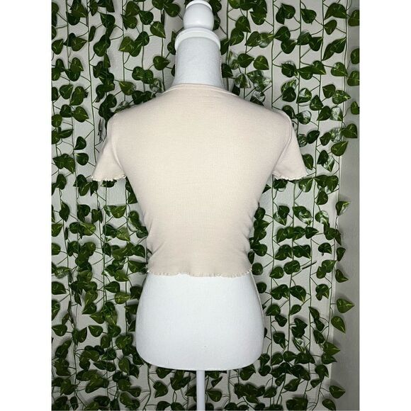 American Eagle Outfitters Tan Ruffle Short Sleeve Knit Crop Top Size XS - Picture 2 of 5